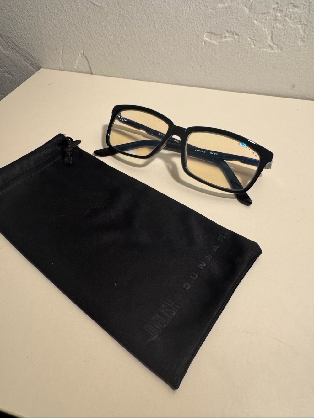 GUNNAR HAUS Onyx Blue Light Gaming Glasses with Pouch NWOT Black Rectangular